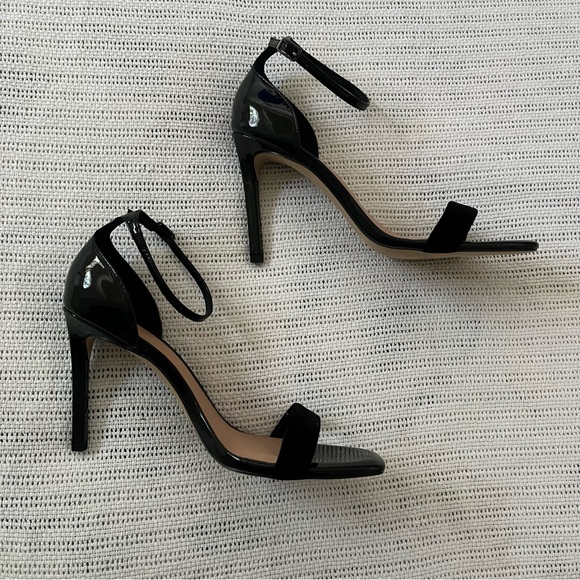 Halston Heritage Black Heels - Picture 2 of 7